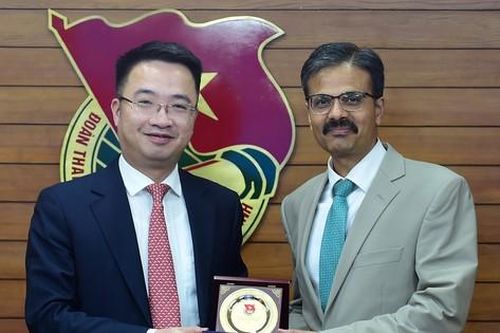 Bí thư T.Ư Đoàn tiếp Báo cáo viên đặc biệt của Liên Hợp Quốc về quyền phát triển
