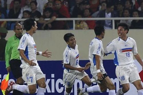 Tái ngộ ĐT Việt Nam, truyền thông Philippines hoài niệm về 'đêm Hà Nội huyền diệu'