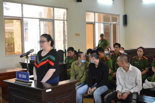 Xét xử trực tuyến hai vụ án phúc thẩm