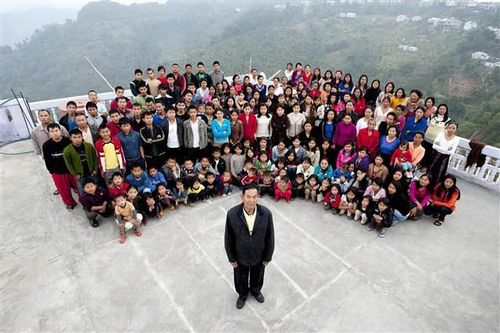 Gia đình đông đúc nhất thế giới, có 199 thành viên sống cùng nhà