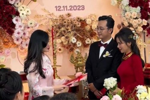 Midu ra dáng 'chị gái nhà người ta', tặng bất động sản cho em trai lấy vợ