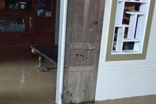 Quảng Trị: Hàng nghìn nhà dân bị ngập nước