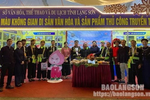 Lạng Sơn tham gia Triển lãm 'Sắc màu không gian di sản văn hóa và Sản phẩm thủ công truyền thống ' tại tỉnh Ninh Bình năm 2023