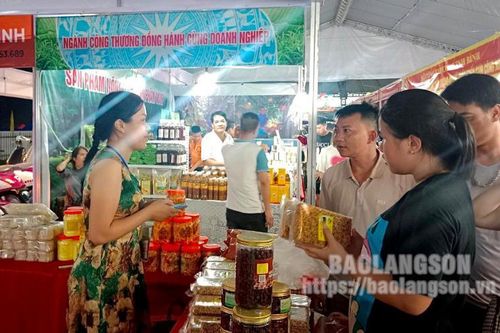 Hơn 50 sản phẩm 0COP, sản phẩm tiêu biểu của Lạng Sơn được quảng bá tại Hội chợ Thương mại Quốc tế Việt – Trung năm 2023
