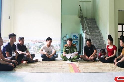 Xây dựng nội dung tuyên truyền hướng mạnh về cơ sở