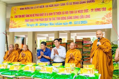 Ban Từ thiện tịnh xá Ngọc Đức trao 2.700 phần quà đến gia đình khó khăn 5 tỉnh miền Tây