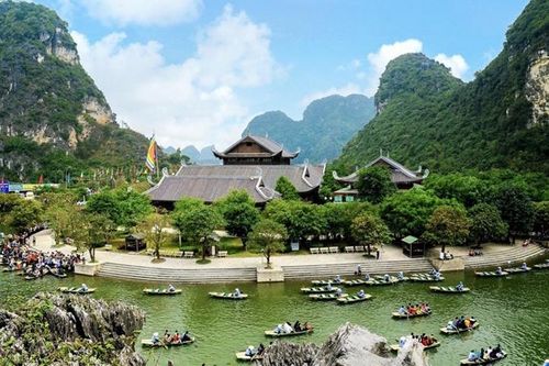 Ninh Bình: Tăng cường an ninh, vệ sinh môi trường tại các khu, điểm du lịch