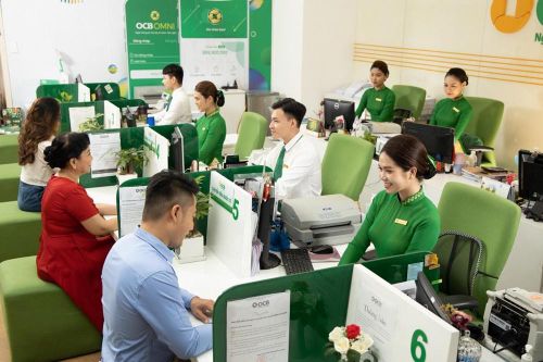 Vợ thành viên HĐQT OCB tiếp tục đăng ký bán cổ phiếu
