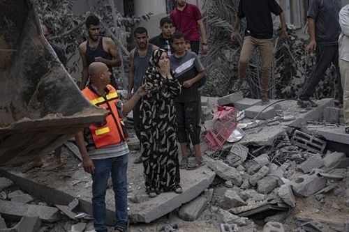 Xe tăng Israel bao vây bệnh viện Gaza, Mỹ kêu gọi kiềm chế