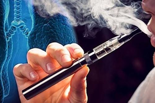 Loạn thần vì hút thuốc lá điện tử nguy hiểm thế nào?