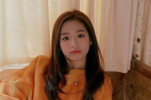 Ahyeon rời BABYMONSTER trước thềm ra mắt, netizen tiếc nuối vì bỏ lỡ 'Jennie kế nhiệm'