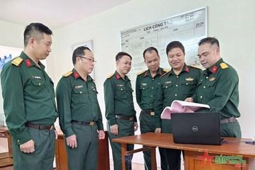 Thượng tá Đồng Tố Nghĩa' Nhà giáo tâm huyết, trách nhiệm