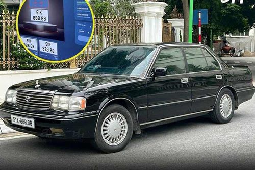 Toyota Crown 'bộ trưởng' vài trăm triệu gắn biển 51K-888.88 hơn 15 tỷ?