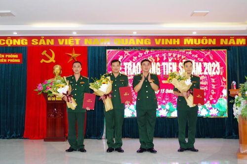 Học viện Biên phòng trao bằng Tiến sĩ cho nghiên cứu sinh quân sự Khóa 9 và Khóa 10