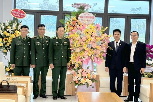 Đảng ủy, Bộ Tư lệnh BĐBP chúc mừng các Học viện, Nhà trường nhân dịp kỷ niệm Ngày Nhà giáo Việt Nam