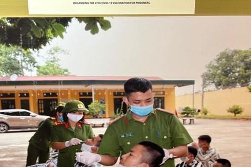 Phân loại sức khỏe phạm nhân khi mới vào trại để tổ chức lao động, dạy nghề phù hợp