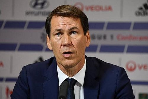 Napoli sa thải thầy cũ của Ronaldo