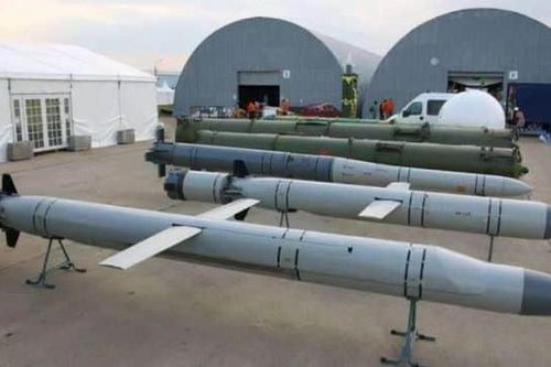 Tình báo Ukraine hé lộ kho vũ khí khủng Nga chuẩn bị cho cuộc tấn công mùa đông