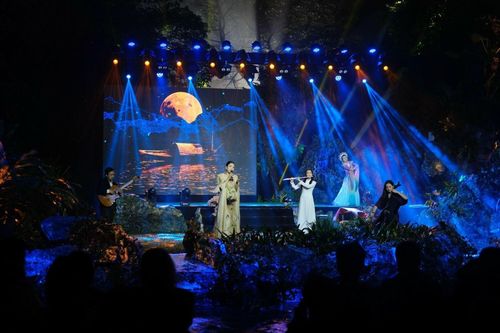 Dư vị cảm xúc trong đêm nhạc 'Suối Mơ' tôn vinh nhạc sĩ tài danh Văn Cao