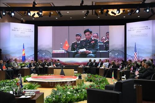Cuộc gặp không chính thức Bộ trưởng Quốc phòng ASEAN - Mỹ