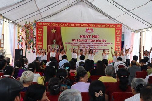 Ngày hội Đại đoàn kết nơi tâm lũ ở Nghệ An