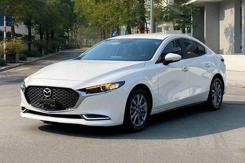Mazda3 giữ vững ngôi đầu phân khúc xe sedan hạng C