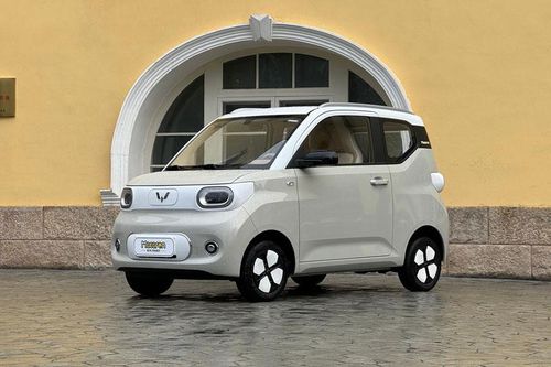 Wuling Hongguang Mini EV có thêm phiên bản mới: Phạm vi hoạt động 215 km/lần sạc, giá gần 152 triệu đồng