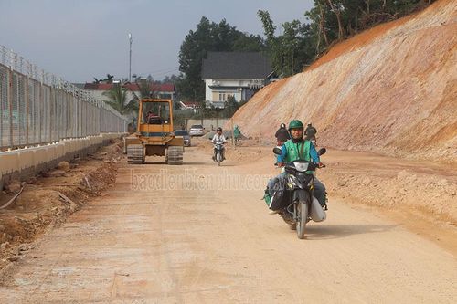 Nỗ lực về đích các dự án hoàn trả mặt bằng sân bay