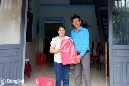 Trao Mái ấm Công đoàn cho đoàn viên khó khăn về nhà ở