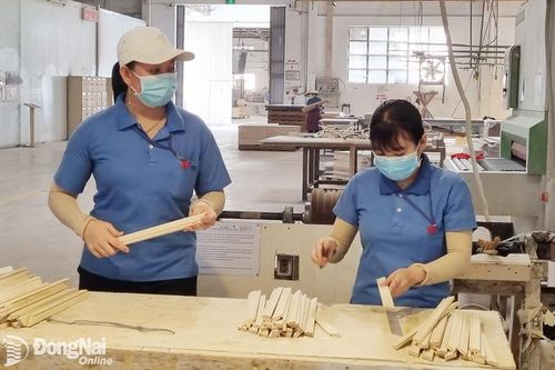 Doanh nghiệp nỗ lực không cắt giảm lao động