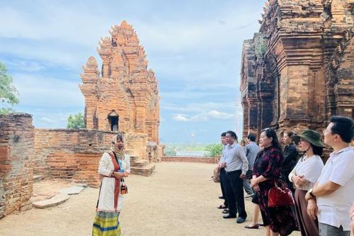 Khánh Hòa và Ninh Thuận: Đẩy mạnh liên kết phát triển du lịch