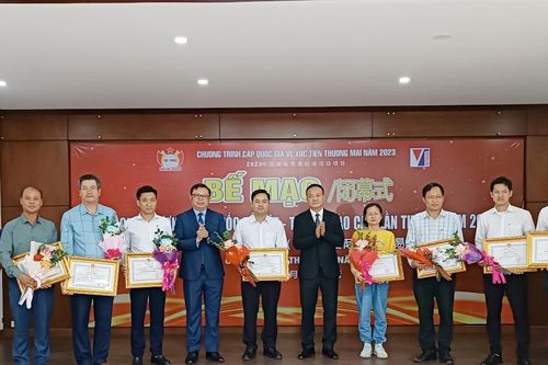 Bế mạc Hội chợ Thương mại Quốc tế Việt - Trung (Lào Cai) lần thứ 23
