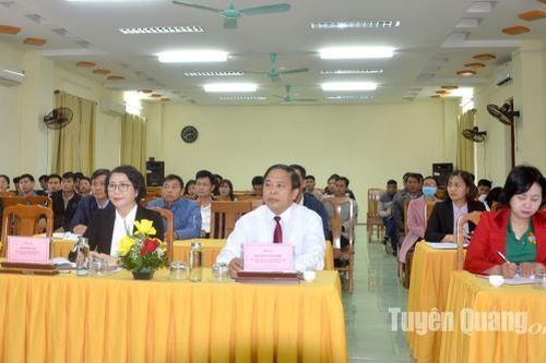 100 cán bộ nông dân được tập huấn nghiệp vụ công tác hội