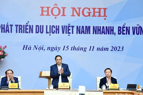 Phát triển du lịch Việt Nam nhanh, bền vững