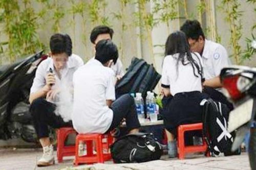Bảo vệ trẻ em khỏi tác hại nghiêm trọng của thuốc lá điện tử