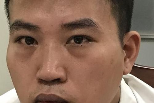 Vờ mượn điện thoại của lái xe công nghệ cao rồi chiếm đoạt