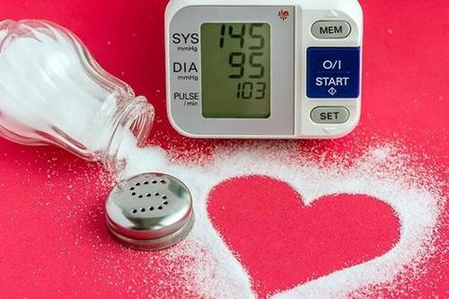 Chế độ ăn ít muối có thực sự cải thiện sức khỏe?