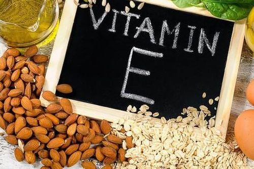 Vitamin E giúp đẹp da, mượt tóc, cân bằng nội tiết tố cho phụ nữ