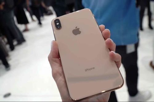 Ai là chủ nhân chiếc điện thoại iPhone XSM bị mất trộm trong sân bóng tại quận Thanh Xuân?
