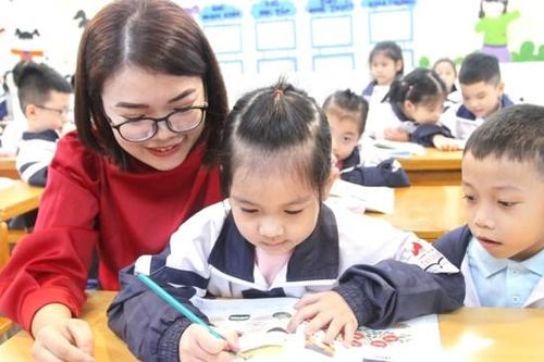 4 nhà giáo Hà Nội được Bộ GD&ĐT tuyên dương Nhà giáo tiêu biểu là ai?