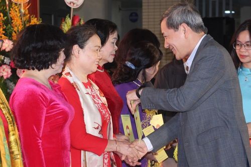 Sôi nổi Ngày hội Đại đoàn kết tại phường Giảng Võ