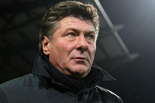 Mazzarri và 'chiếc lò xay' HLV của De Laurentiis ở Napoli