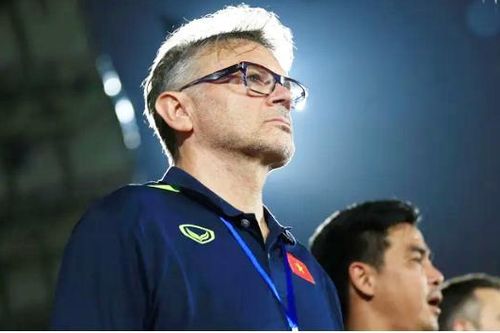HLV Troussier nói gì sau chiến thắng Philippines?