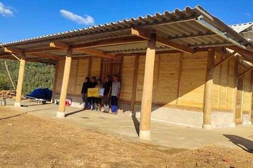 Tủa Chùa (Điện Biên): Đẩy nhanh tiến độ làm nhà cho người nghèo