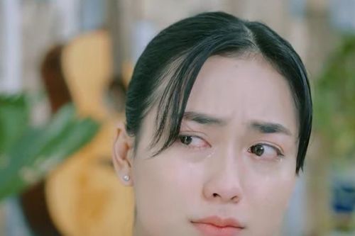 'Chúng ta phải hạnh phúc' tập 6: Vợ nghi ngờ Bình và Lê có quan hệ bất chính