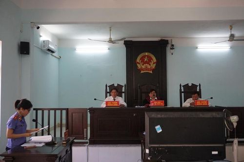 Phối hợp xét xử hai vụ án về ma túy