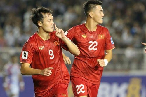 ĐT Việt Nam nhận thưởng 1 tỷ đồng sau trận thắng Philippines