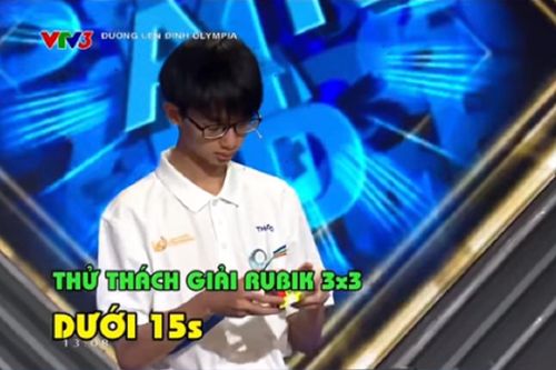 Nam sinh Đường lên đỉnh Olympia khiến khán giả trầm trồ khi giải khối Rubik 3x3 cực tốc độ