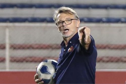 Giấc mơ World Cup của ông Troussier