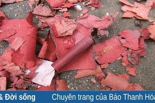 Trong miền ký ức: Quả pháo xịt